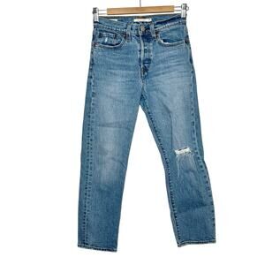 Levis Wedgie Straight Jeans Womens Size 25 Button Fly Light Wash Blue Distressed